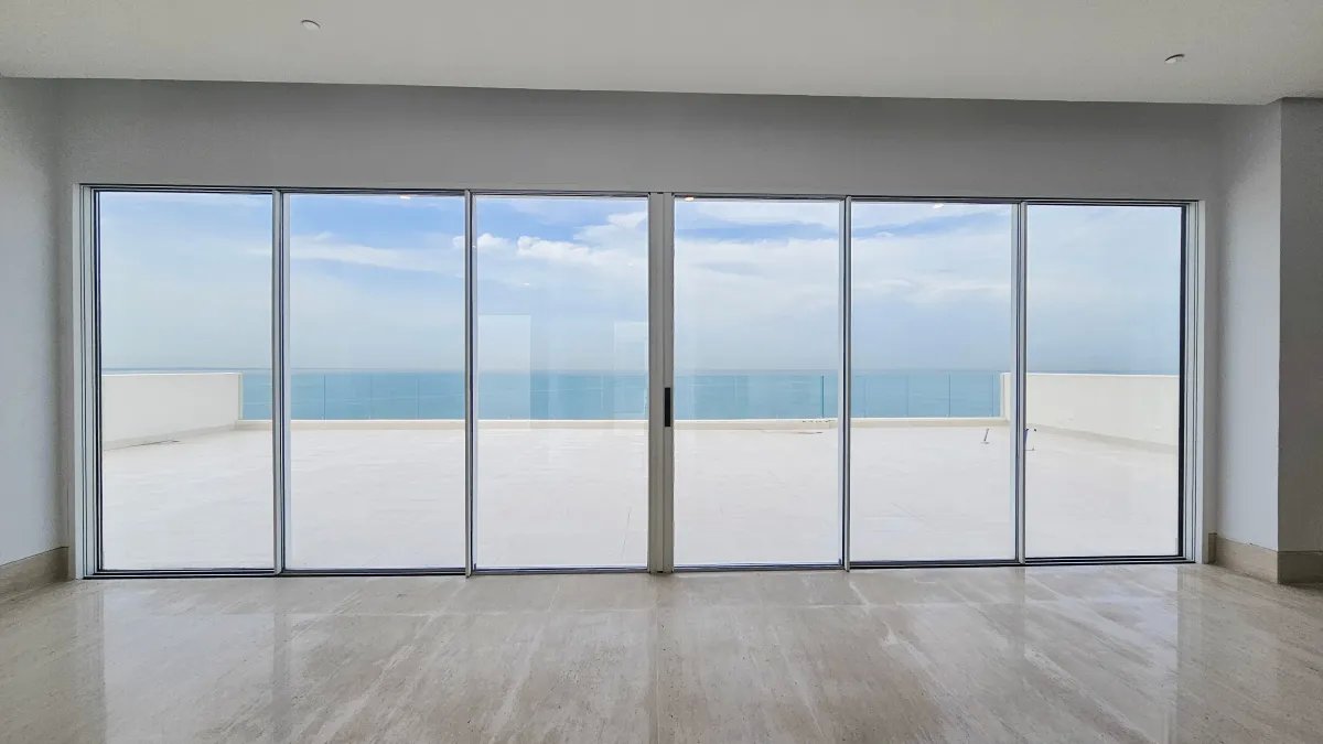 Penthouse Dúplex con Rooftop Privado en Ocean Reef, 718.29 m2