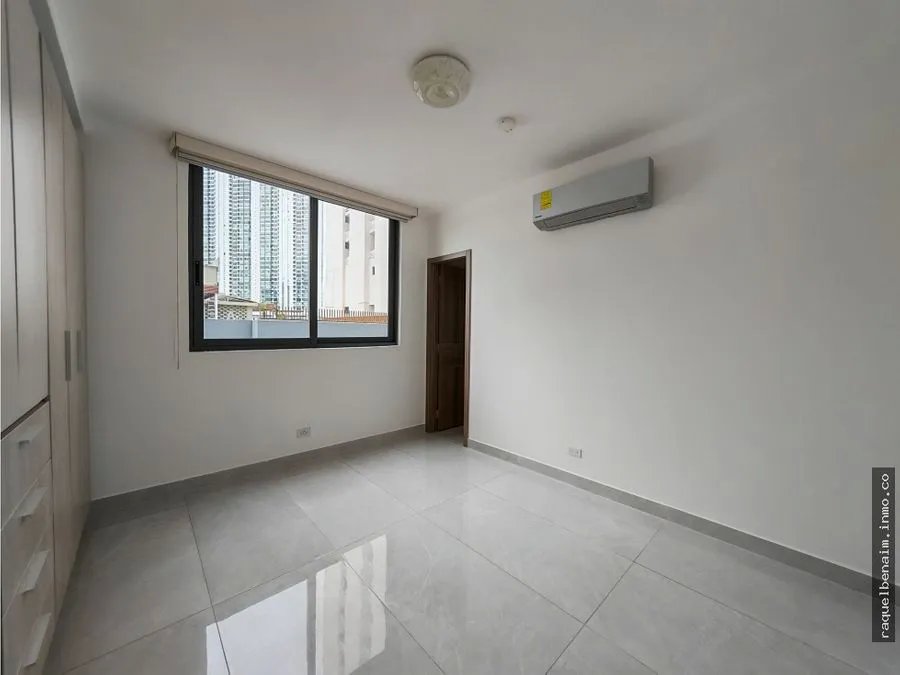 Venta de apartamento en Bella Vista, 195 m2
