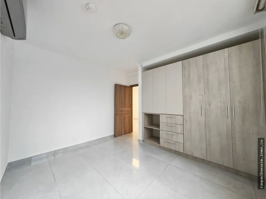 Venta de apartamento en Bella Vista, 195 m2