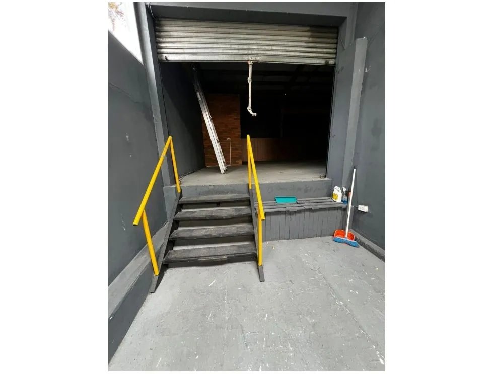 Alquiler de galera en San Francisco  200 m²