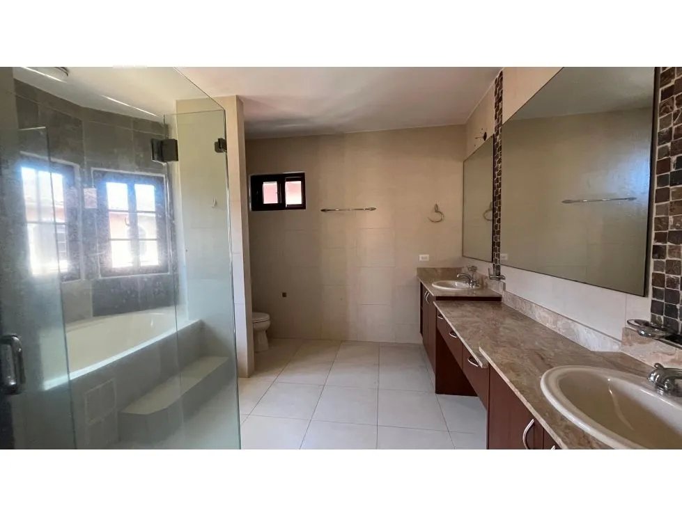 Venta de casa en PH El Doral, Costa Sur