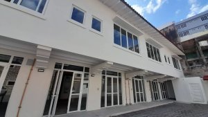 143222 - Casco Antiguo - commercials