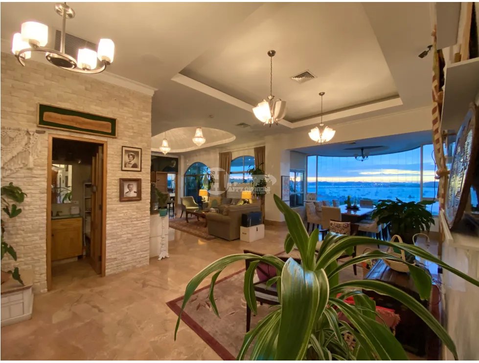 Venta de Penthouse en Causeway Tower, Amador