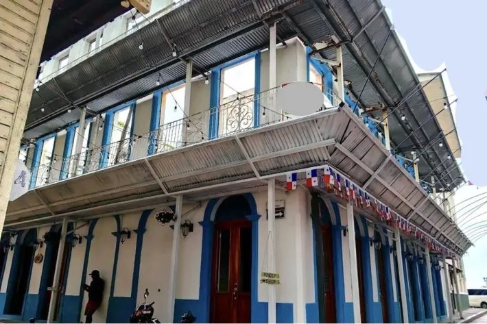 Venta de edificio en Casco Viejo - Hotel los Arcos
