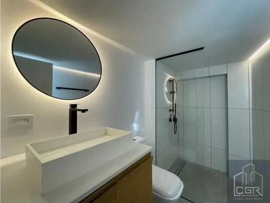 VENTA DE EDIFICIO BÓVEDAS EN CASCO ANTIGUO