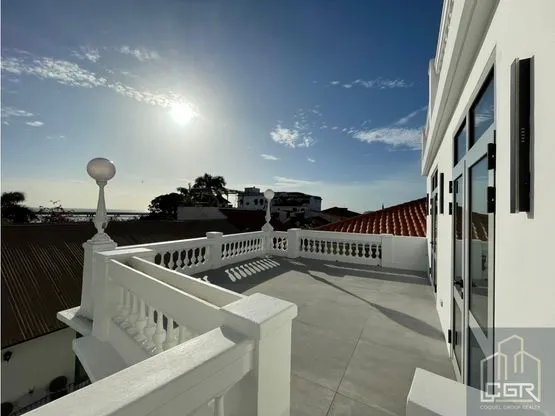 VENTA DE EDIFICIO BÓVEDAS EN CASCO ANTIGUO