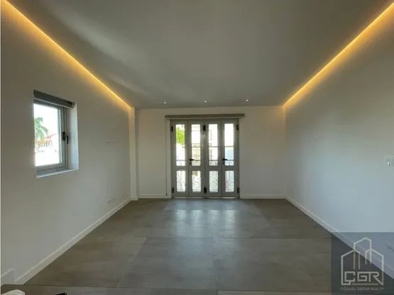 VENTA DE EDIFICIO BÓVEDAS EN CASCO ANTIGUO
