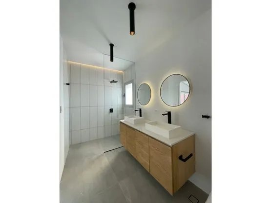 VENTA DE EDIFICIO BÓVEDAS EN CASCO ANTIGUO
