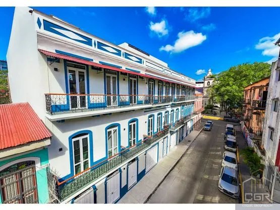 VENTA DE LOCAL COMERCIAL EN CASA VARIEDADES CASCO ANTIGUO