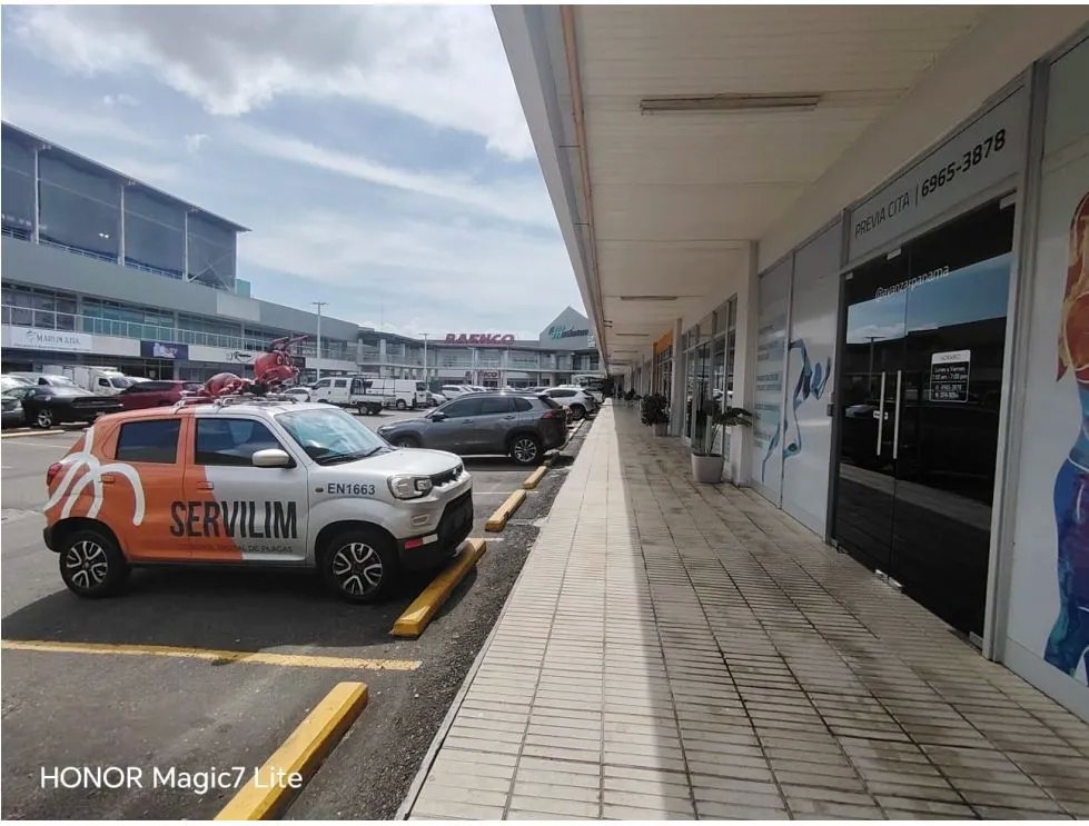 Venta de locales en Plaza Costa Sur
