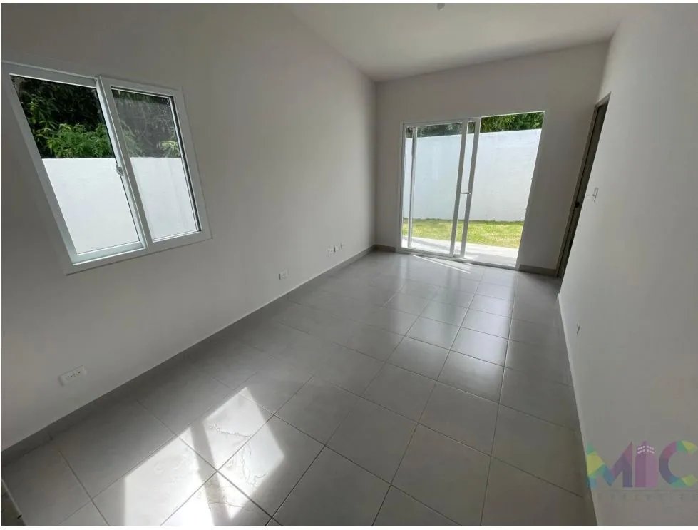 Se Alquila Casa en Viveros del Pacifico , San Carlos