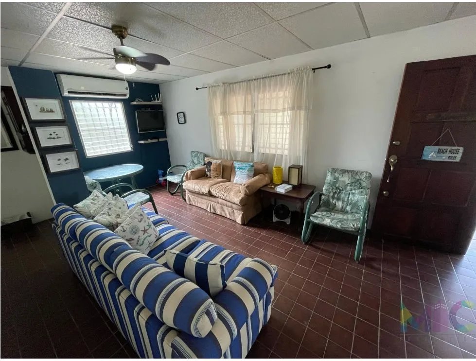 Se Vende Casa en Playa Corona san carlos