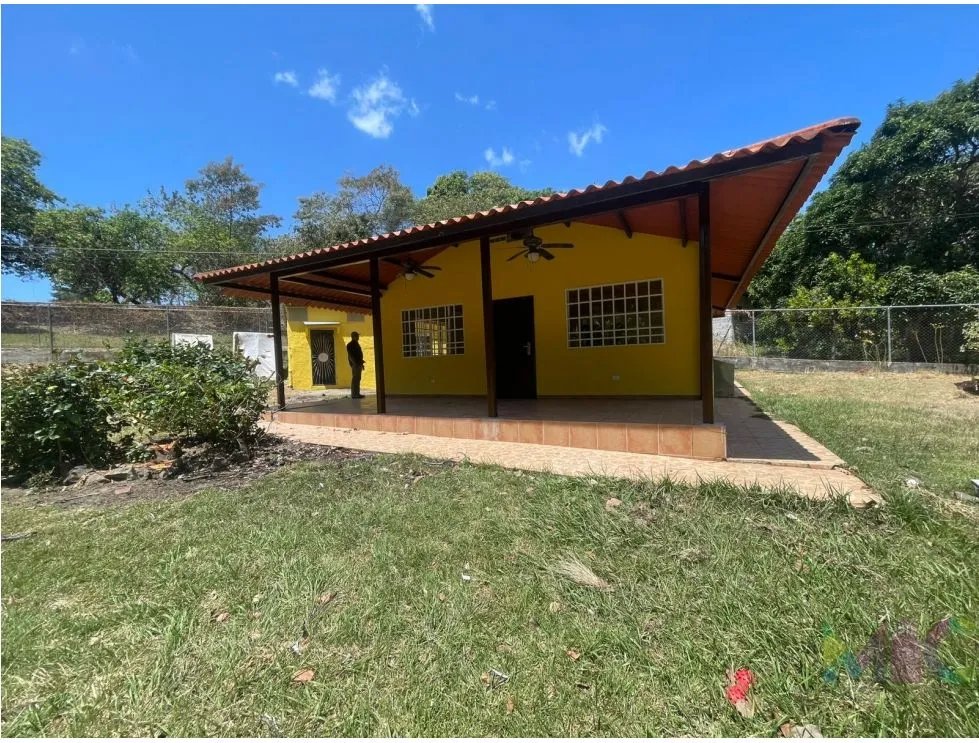 Se Vende Casa en Punta Barco