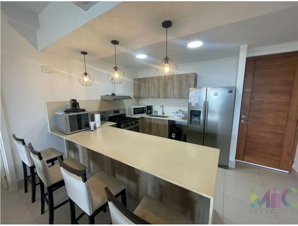 Venta y Alquiler de Apartamento en P. H. Punta Caelo San Carlos
