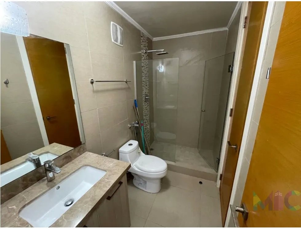 Se Vande Apartamento en Gorgona PH. Bahia