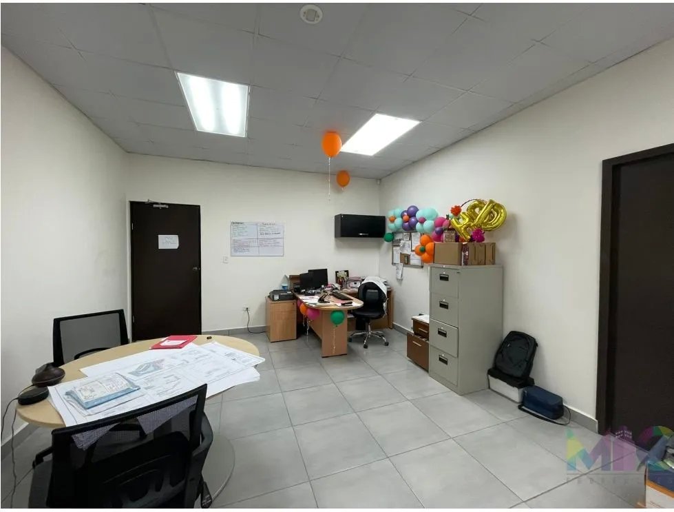 Se vende Local para uso comercial - Brisas del Golf