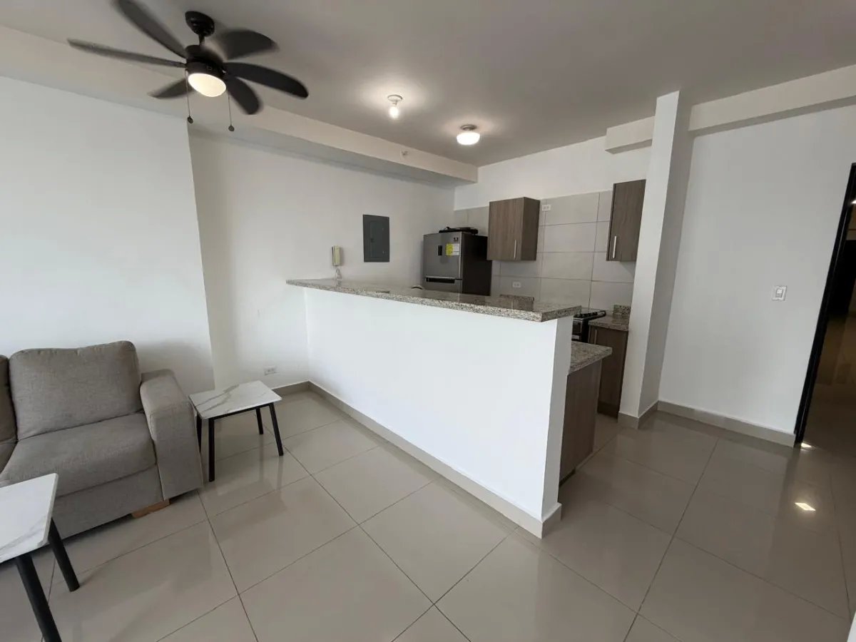Venta Apartamento amoblado en PH San Roque, Via España