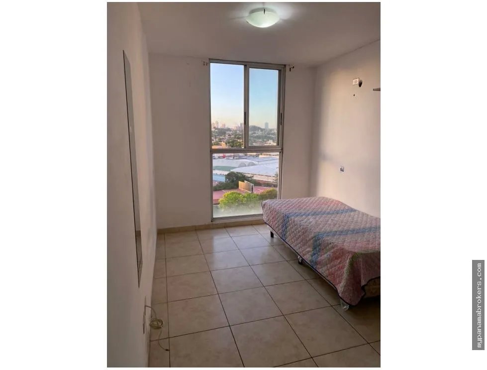Venta de apartamento en PH Metro Towers