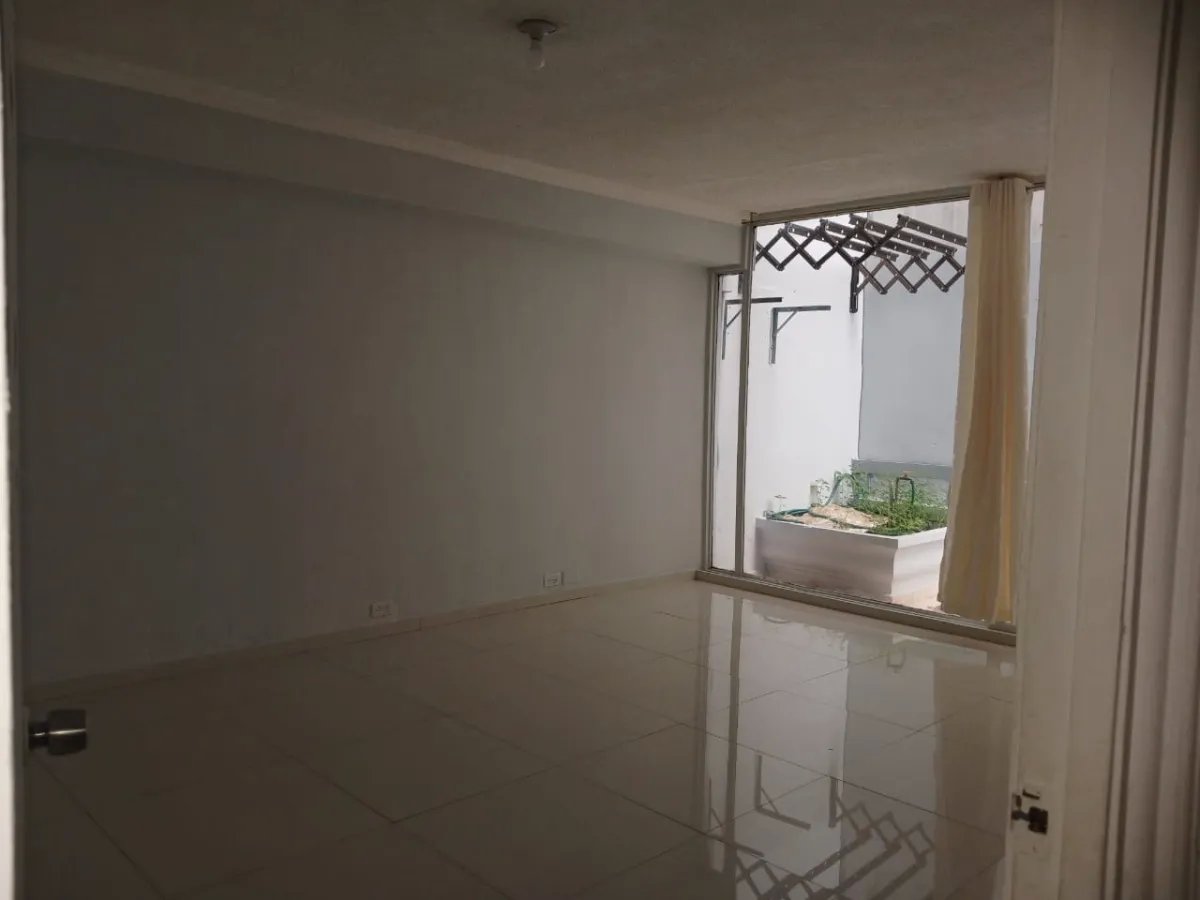 SE VENDE APARTAMENTO EN AVENIDA BALBOA