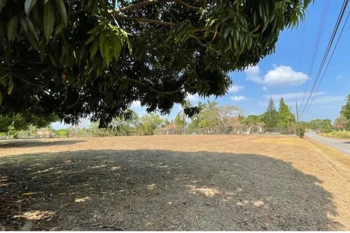 Lands for sale at Club de Golf, Coronado, Chame