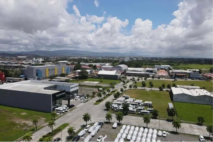 Land lot for sale in Santa Maria Business District