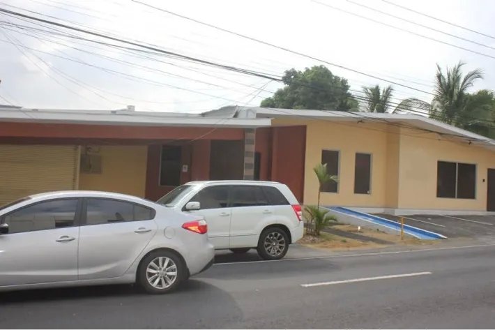 Local comercial con bodega en alquiler en San Francisco