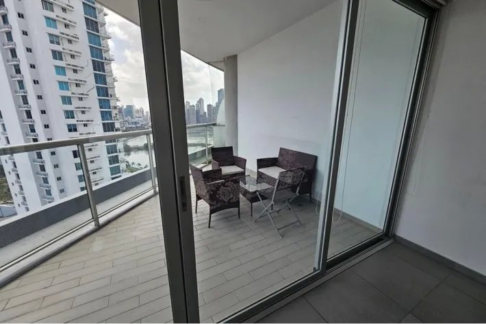 Apartamento en venta en Yacht Club Tower, Avenida Balboa