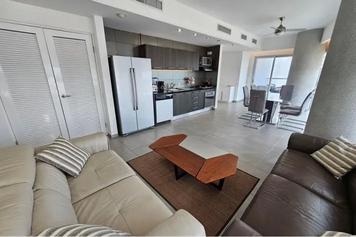 Apartamento en venta en Yacht Club Tower, Avenida Balboa