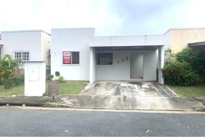 House for sale in Arboledas, Los Olivos, La Chorrera