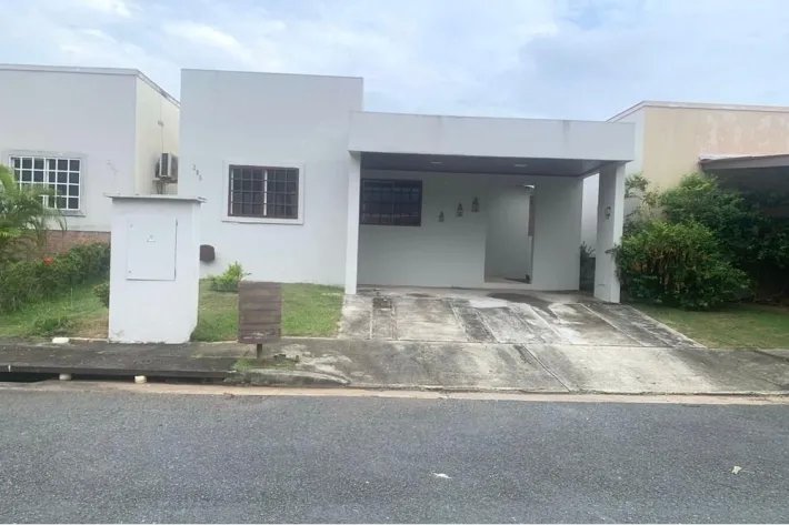House for sale in Arboledas, Los Olivos, La Chorrera