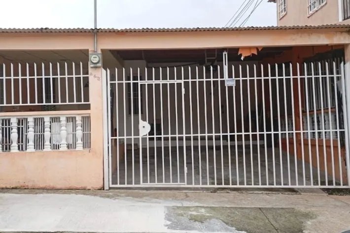 House for sale in La Castellana, San Miguelito