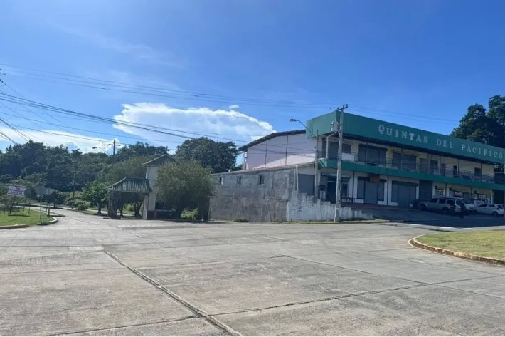 House for sale in Quintas del Pacífico, Puerto Caimito