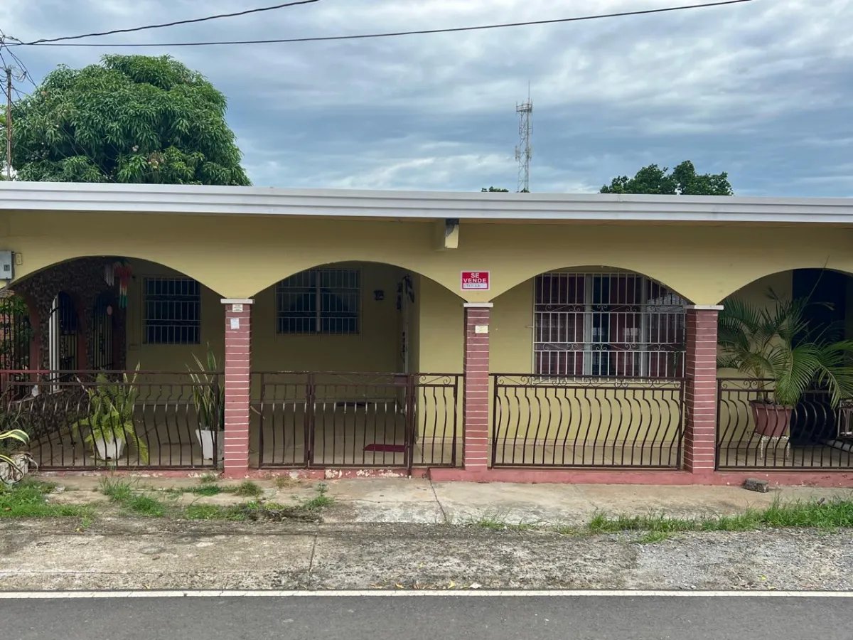 Single Family Detached For Sale in Santo Domingo