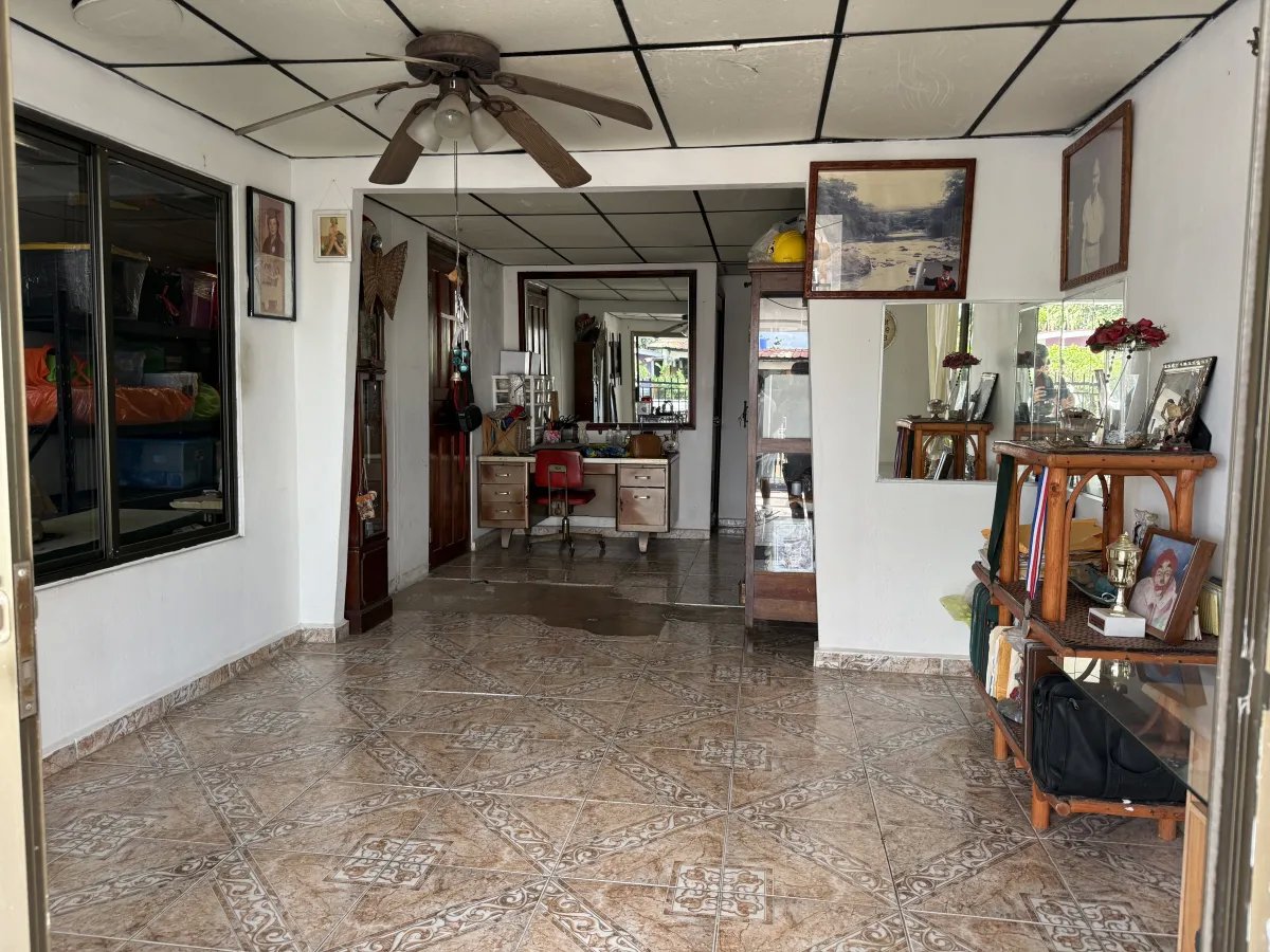 Single Family Detached For Sale in Vacamonte