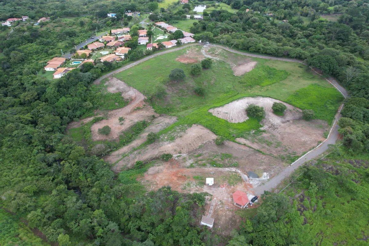 Unimproved Land For Sale in Las Lajas