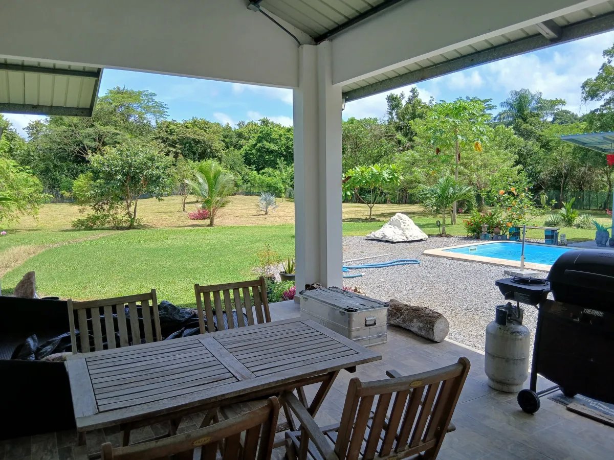 Farm For Sale in Las Lomas