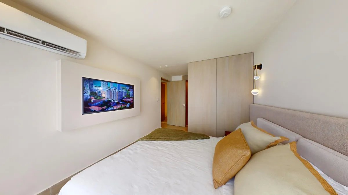 Apartment For Sale in Avenida Balboa