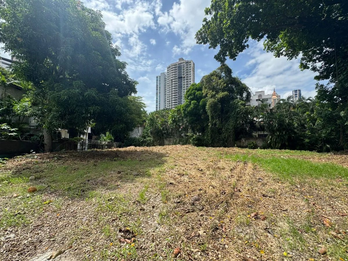 House For Sale in El Carmen