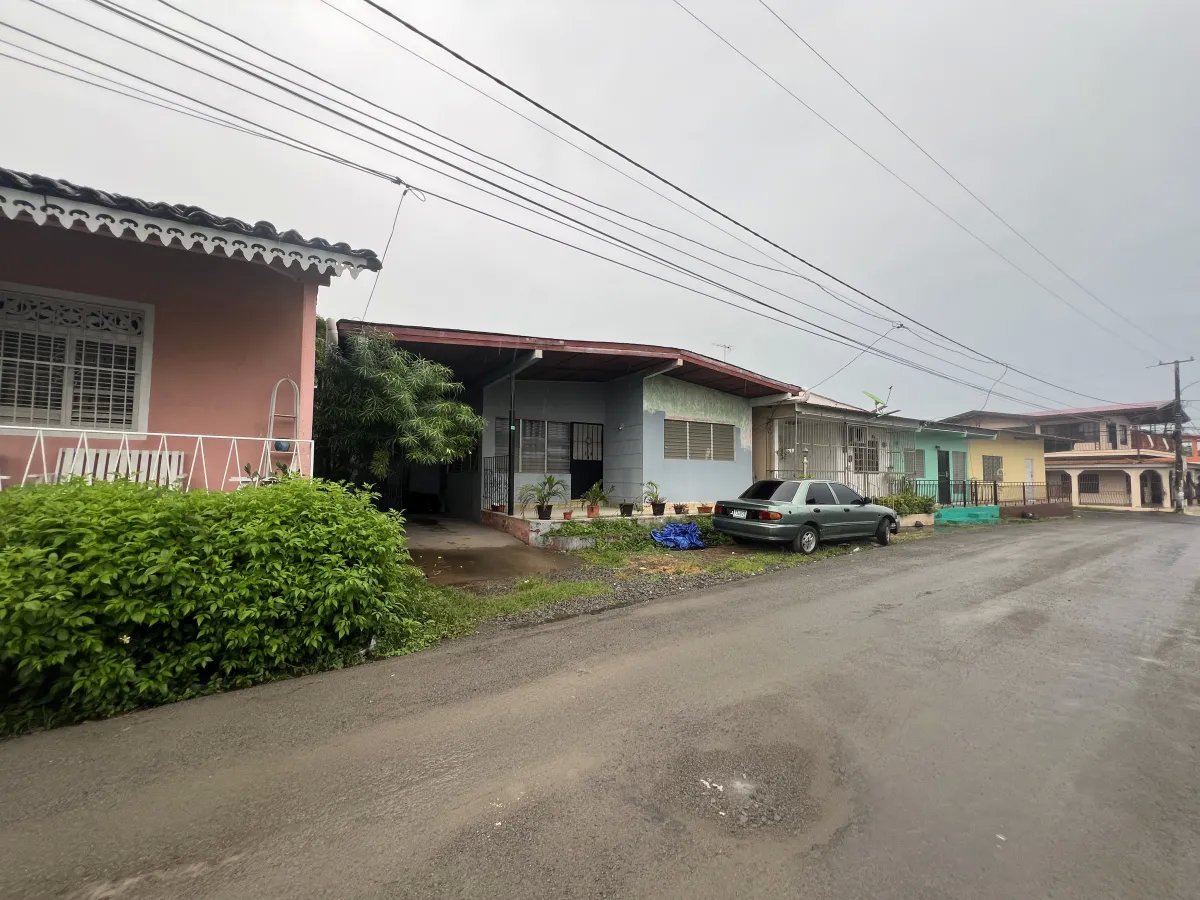 Single Family Detached For Sale in Santo Domingo