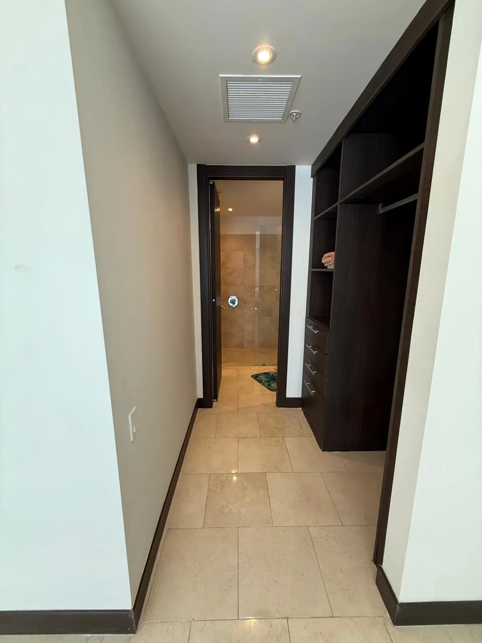 Apartment For Rent in PH TOC