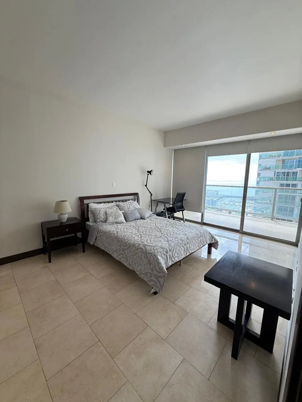 Apartment For Rent in PH TOC