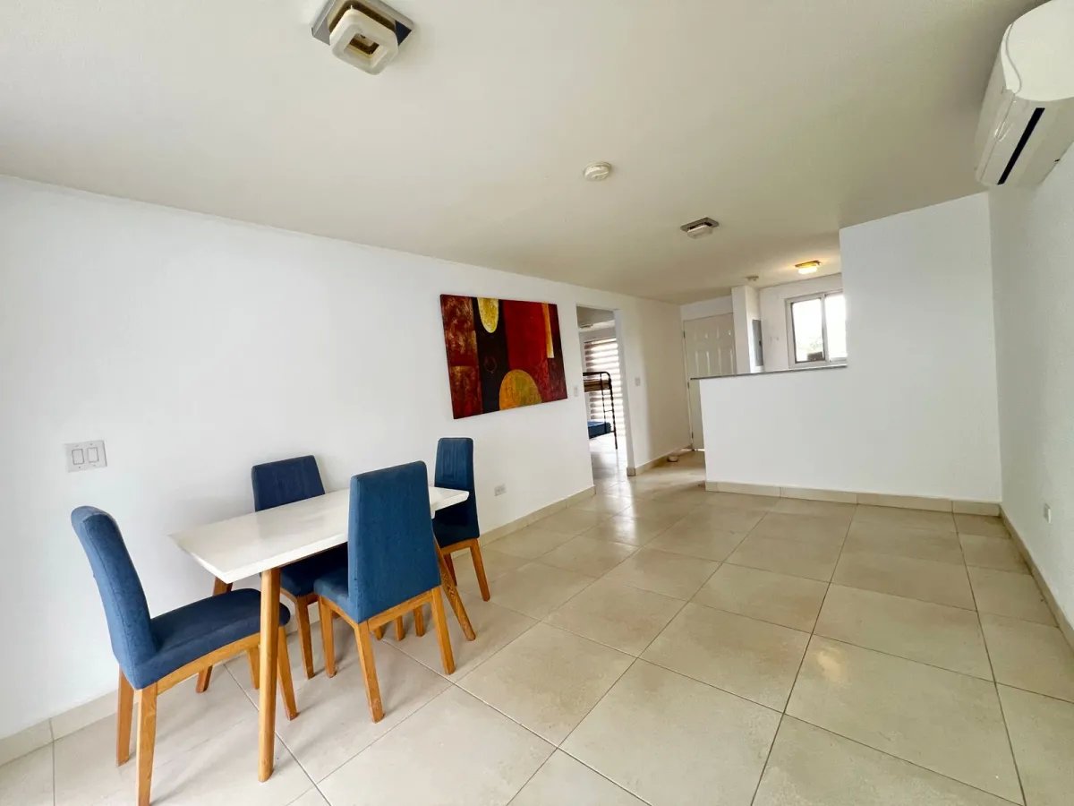Single Family Detached For Sale in Principal Playa Dorada