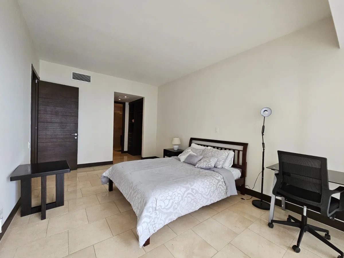 Apartment For Rent in Boulevard Pacífica