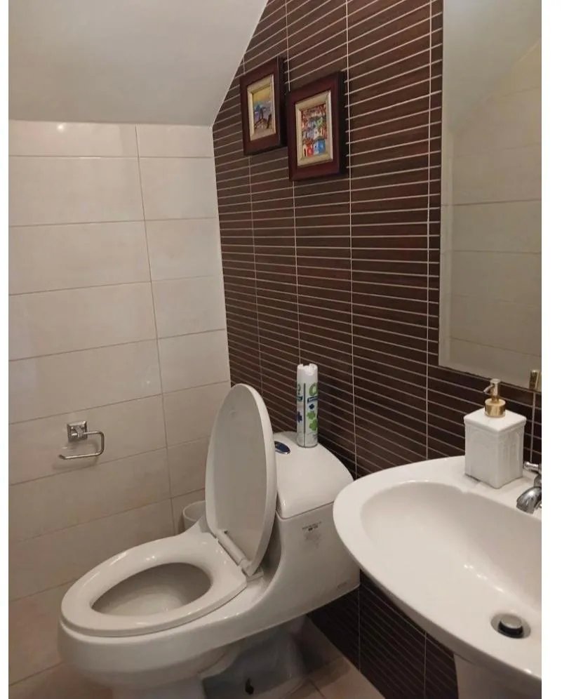Venta de Casa en PH Aventura, Brisas del Golf, Sector Paseo del Norte
