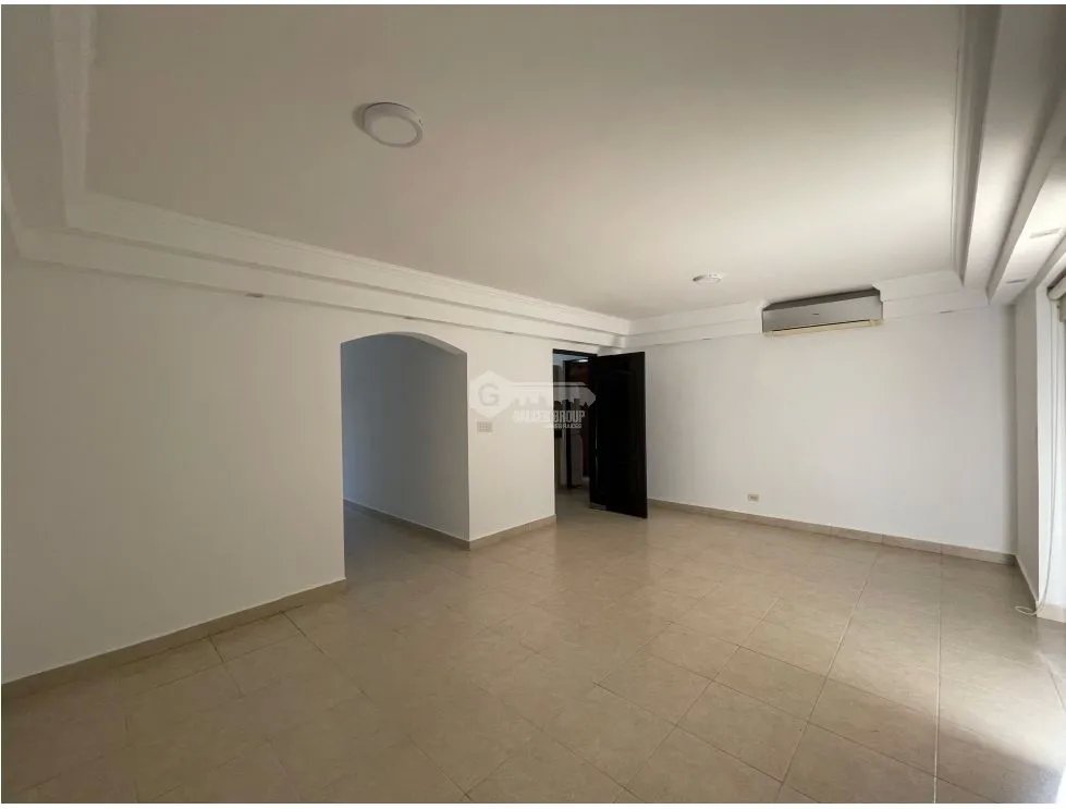 JUAN DIAZ / VERSALLES / 186M / 3 HABITACIONES / 2 BAÑOS / PATIO / DEN