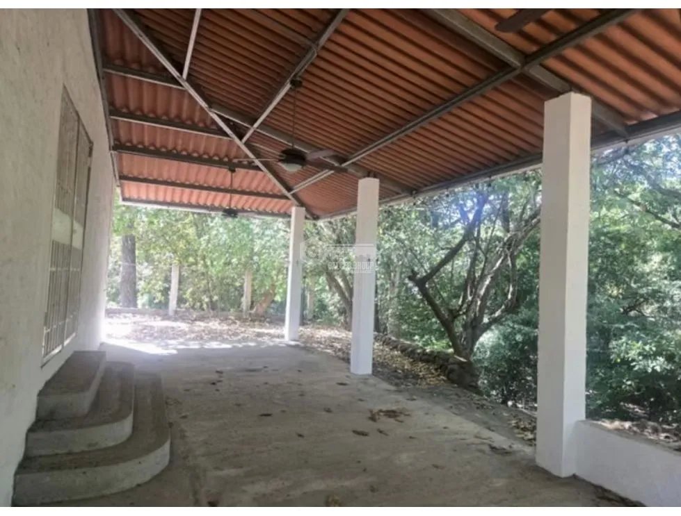 SE VENDE CASA EN  SAN CARLOS COSTA ESMERALDA  751 M2 CERCA DE RIO