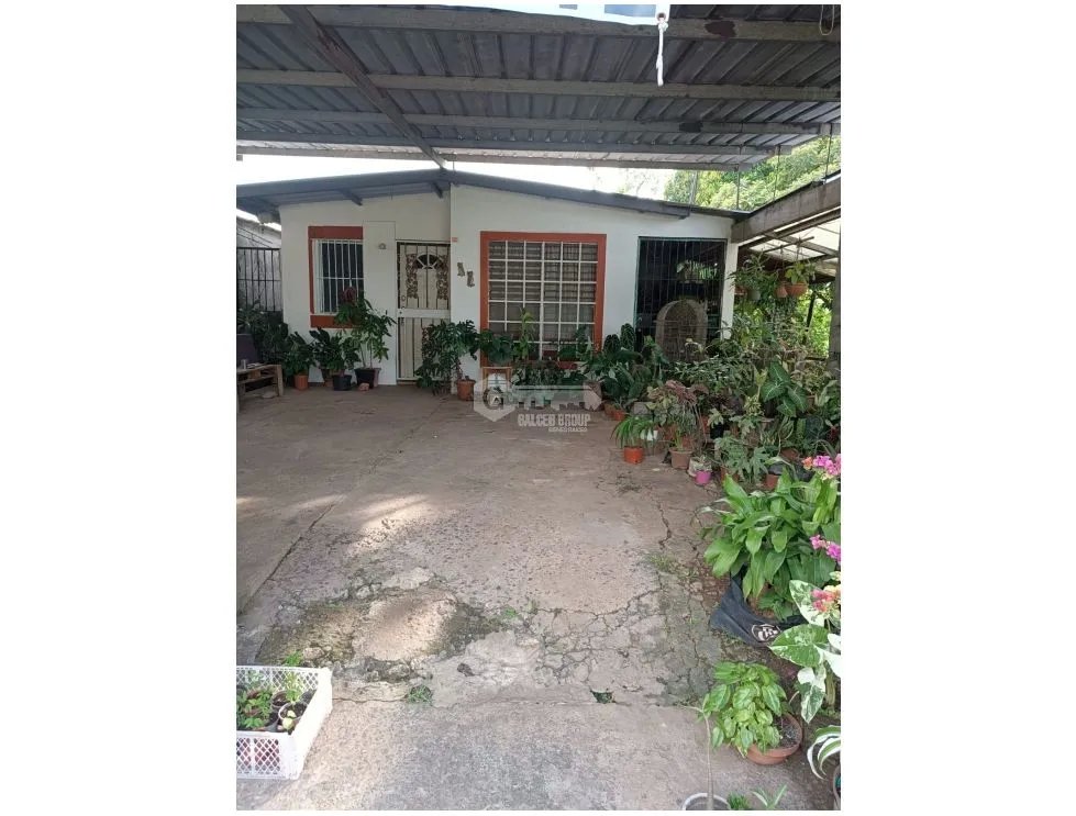 SE VENDE CASA EN ARRAIJAN 230 M2 CON TERRAZA TECHADA