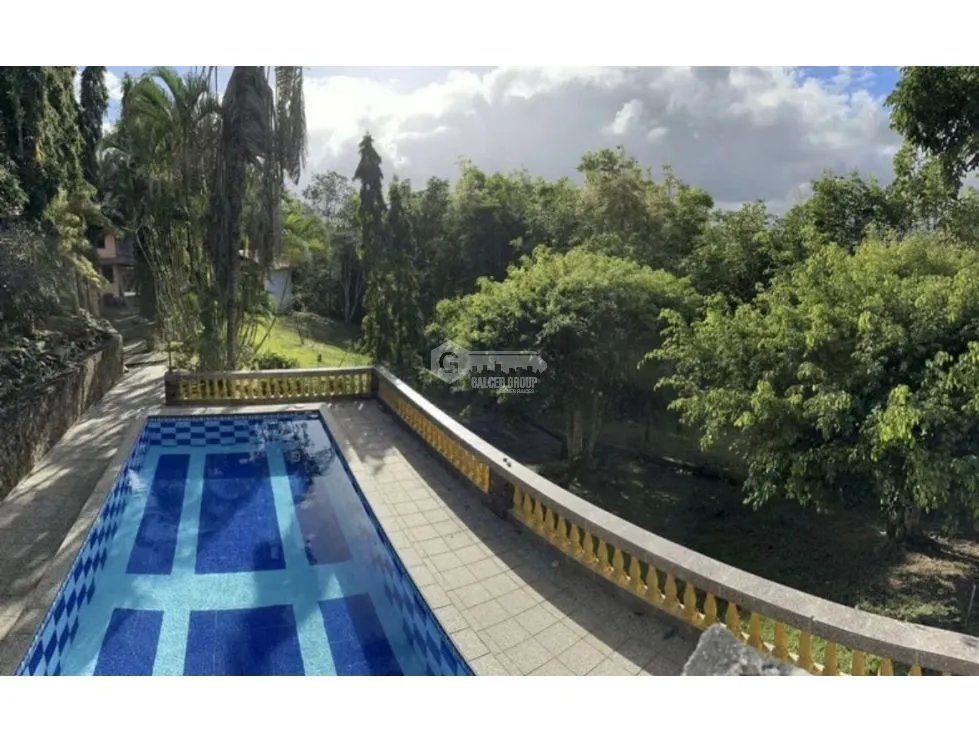 SE VENDE CASA EN CAPIRA EL CACAO 26 HECTAREAS CON PISCINA