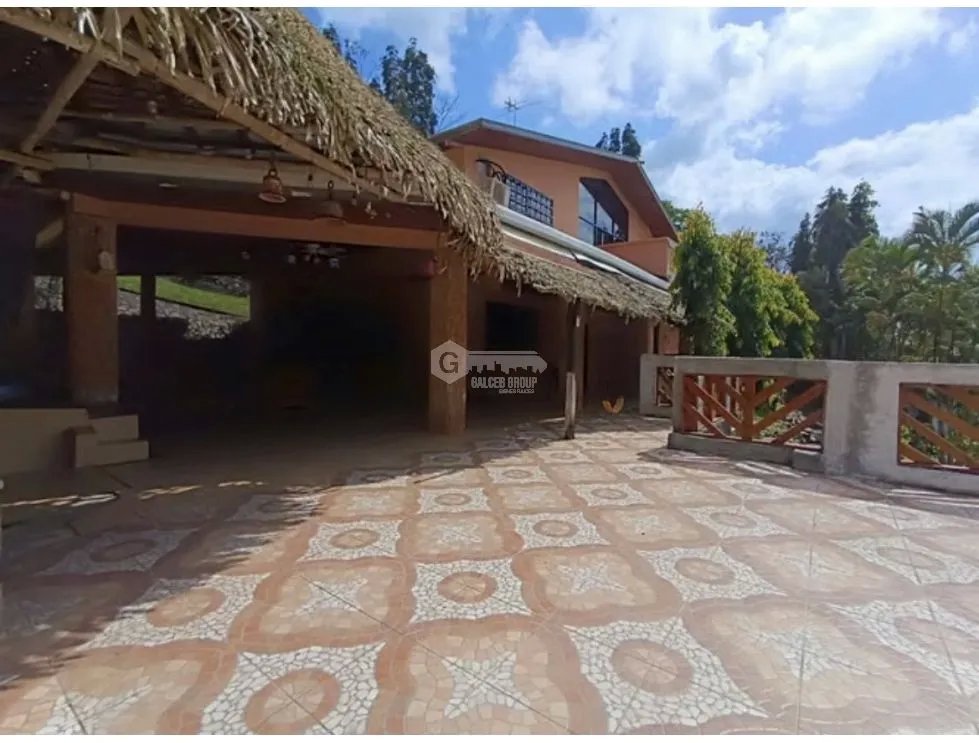 SE VENDE CASA EN CAPIRA EL CACAO 26 HECTAREAS CON PISCINA
