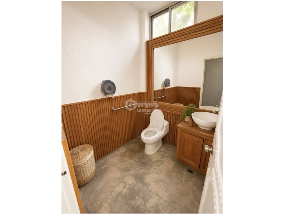 SE ALQUILA LOCAL COMERCIAL EN SAN FRANCISCO 150M PLANTA BAJA Y COCINA